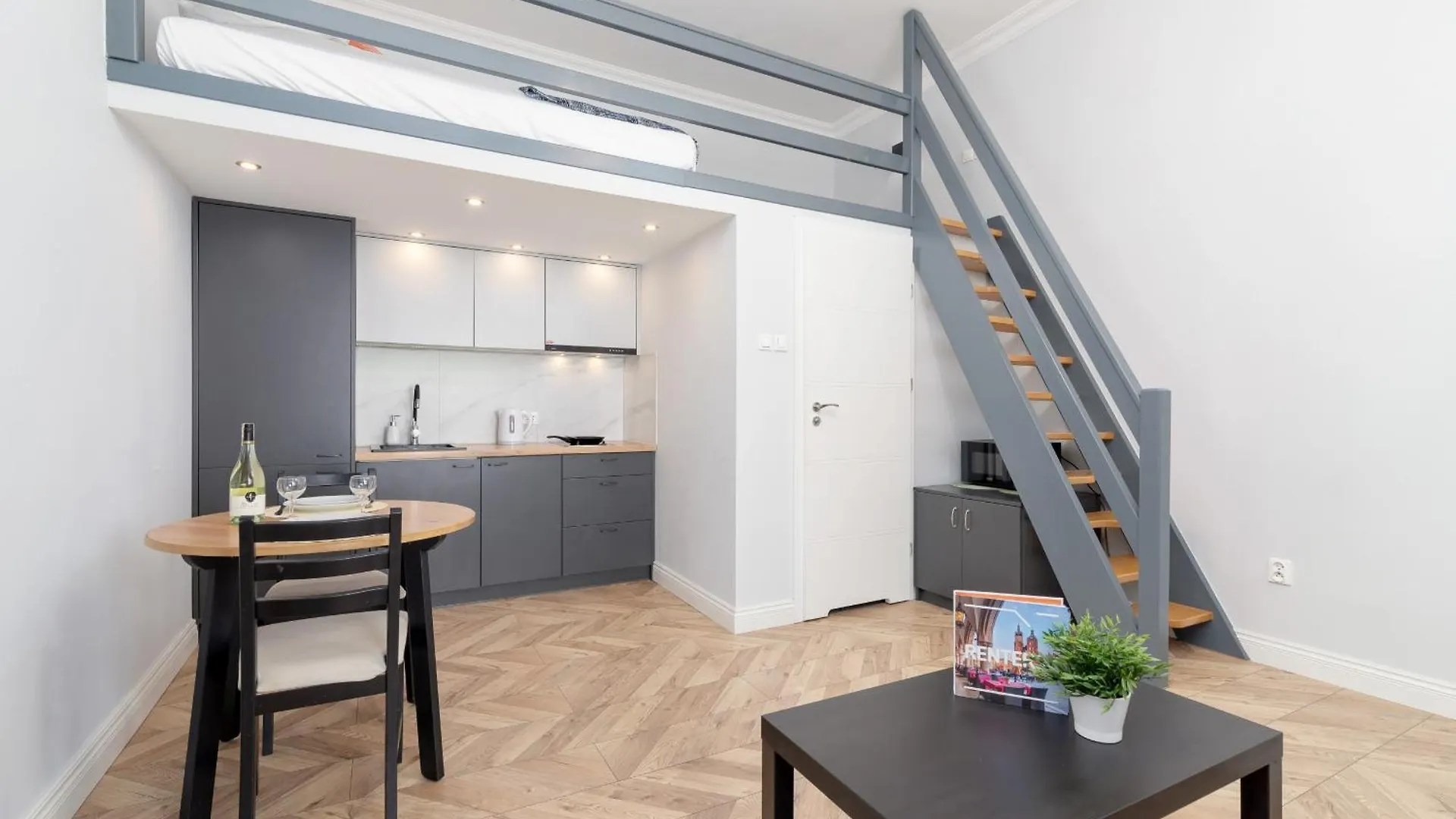 Swietego Filipa Apartments Cracow By Noclegi Renters Krakow Poland